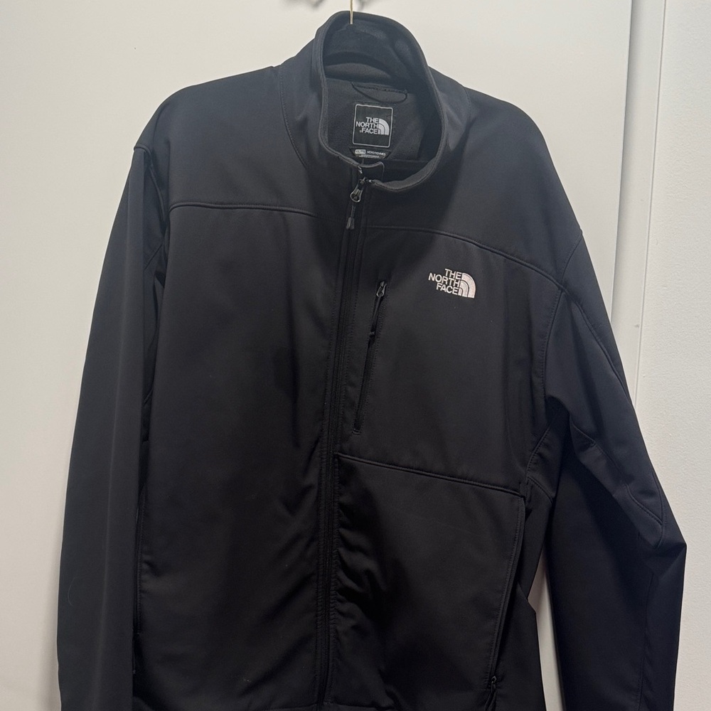 The North Face Men's Black Performance Jacket